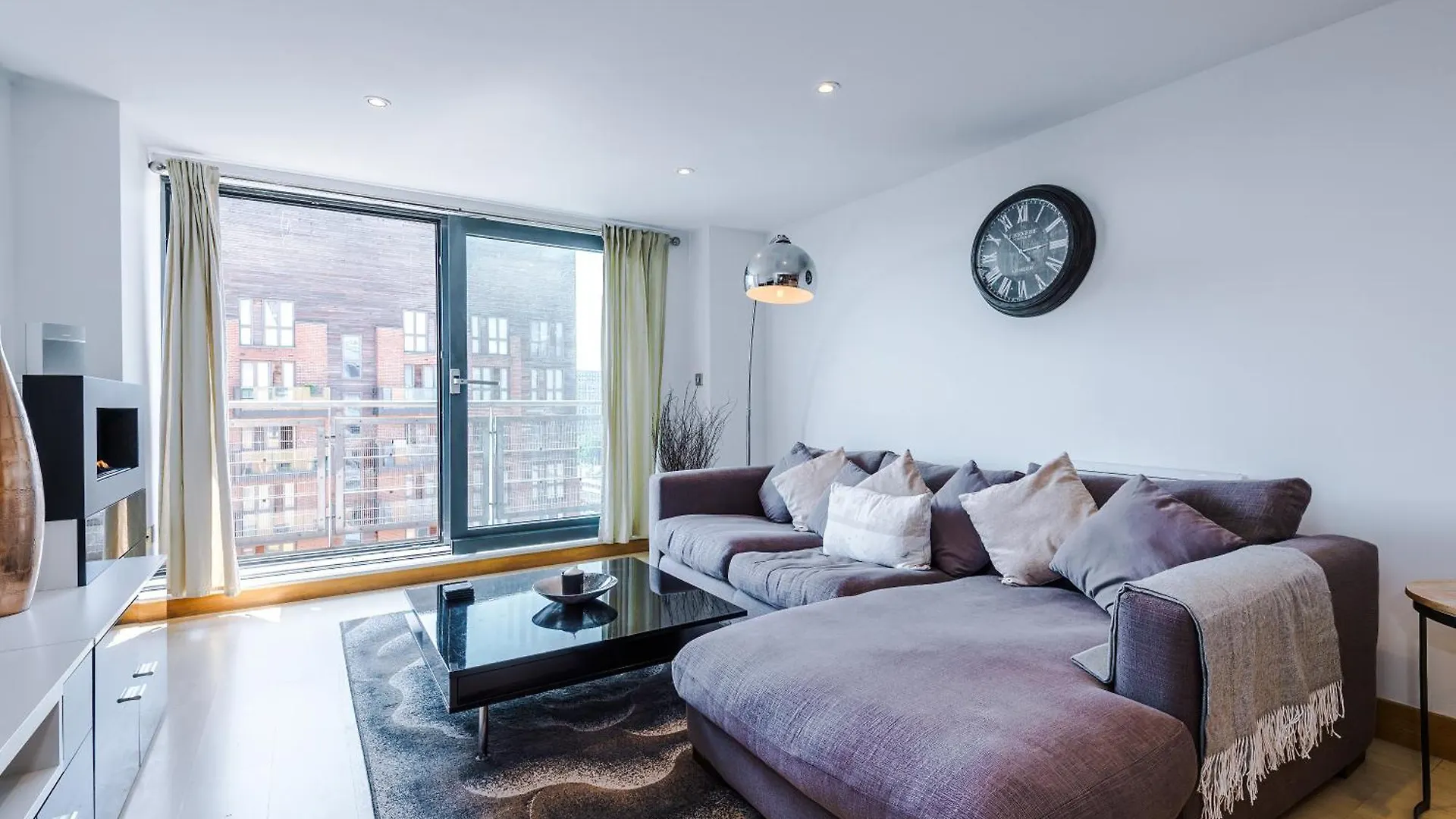 아파트 Central Leeds 2Br 2Ba, Wi-Fi, Kitchen, Sleeps 5